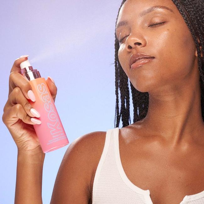 Plump + jugoso spray de kosas.